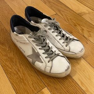 Golden Goose men’s superstar sneakers in white/blue. Size EU 43.
